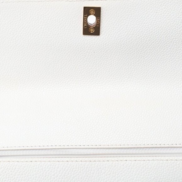 Authentic CHANEL Vintage Kelly Caviar Leather Top Handle Flap Bag Wood Handle - Picture 14 of 14